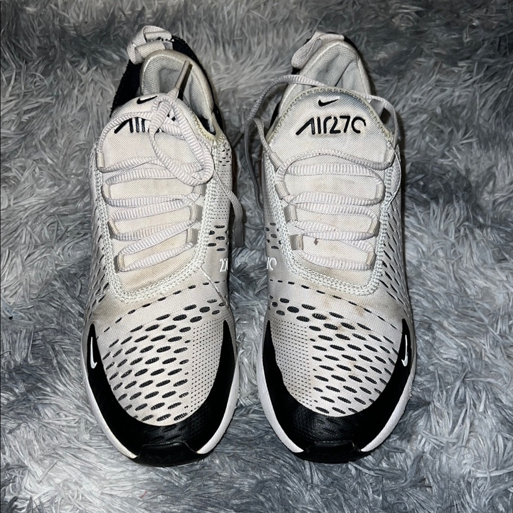 Nike Air Max 270